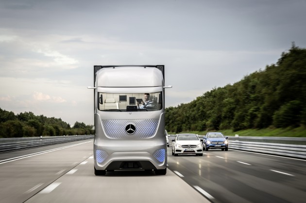 The headlights are hidden underneath the skin of the Future Truck.