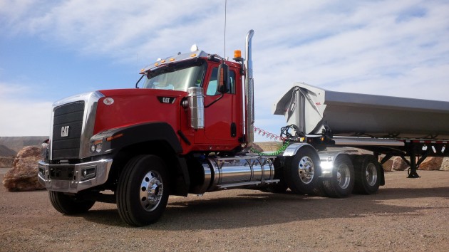 We drove this Cat CT680 with 28 tonnes of boulders in the Trail King trailer.