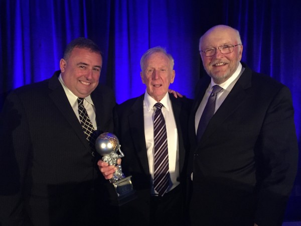 (L-R): Bill Lyon - President, Agent Networks; Ross Mackie – CEO Mackie Transportation Inc.; and Dan Robertson – (retired) VP/GM northAmerican Van Lines.