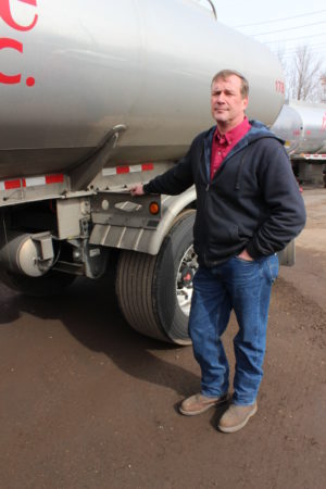 Jim Fox of Pinnacle Express says his fleet won't return to drum brakes, having seen safety benefits and reduced maintenance.