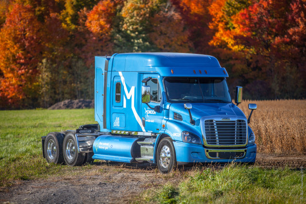 Express Mondor is updating the look of its fleet and adding 50 CNG trucks.